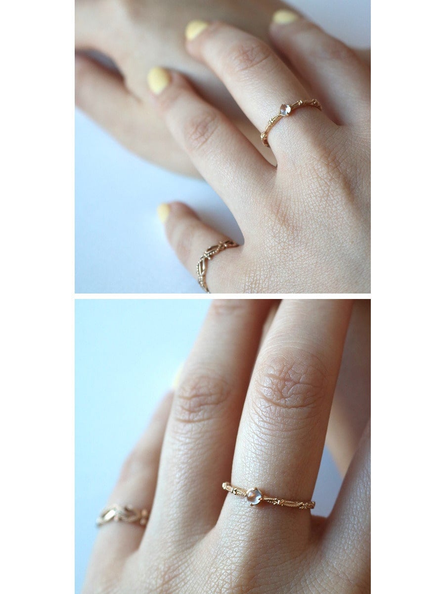 - Ring -