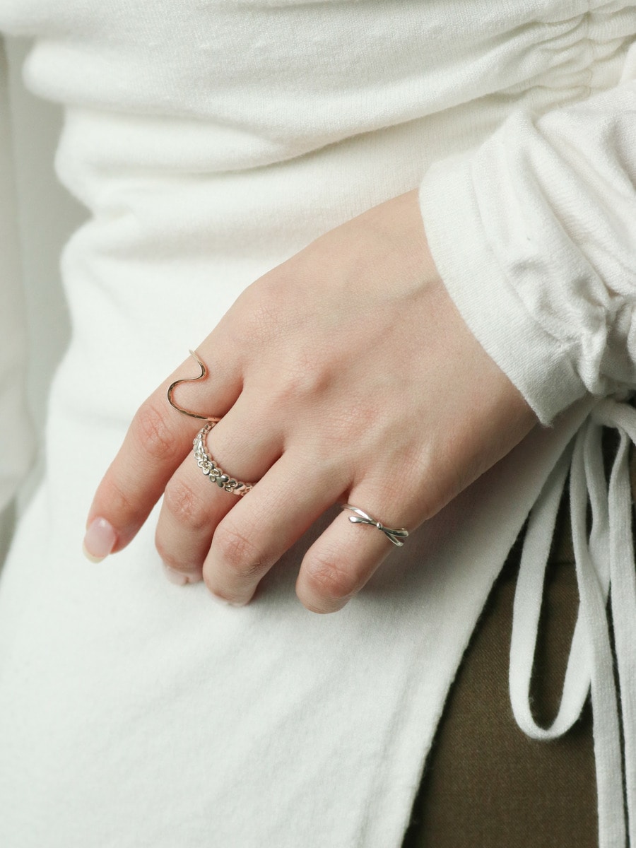 - Ring -