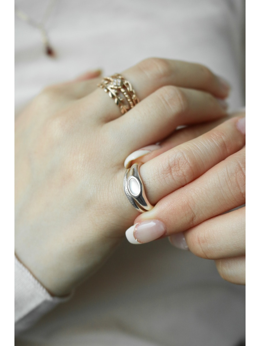 - STYLE 1 -