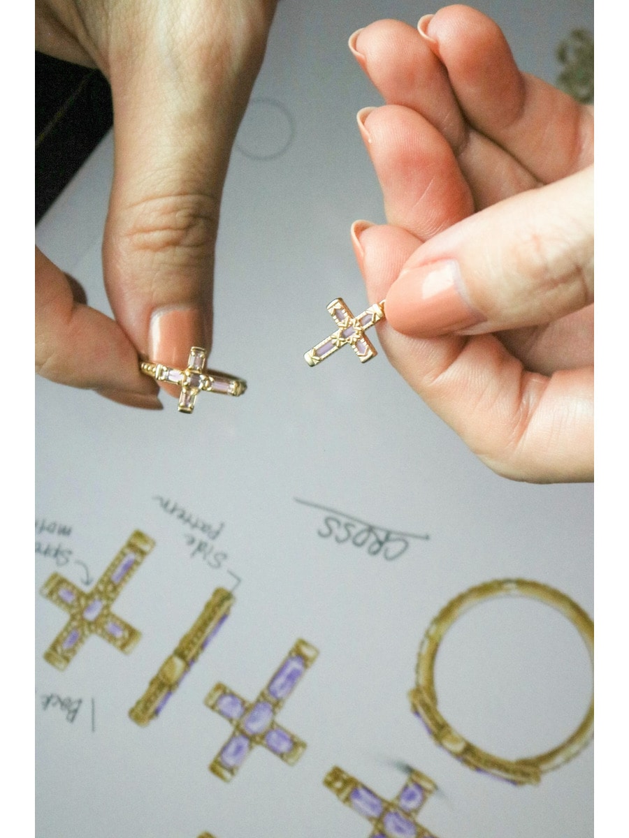 - CROSS × AMETHYST -