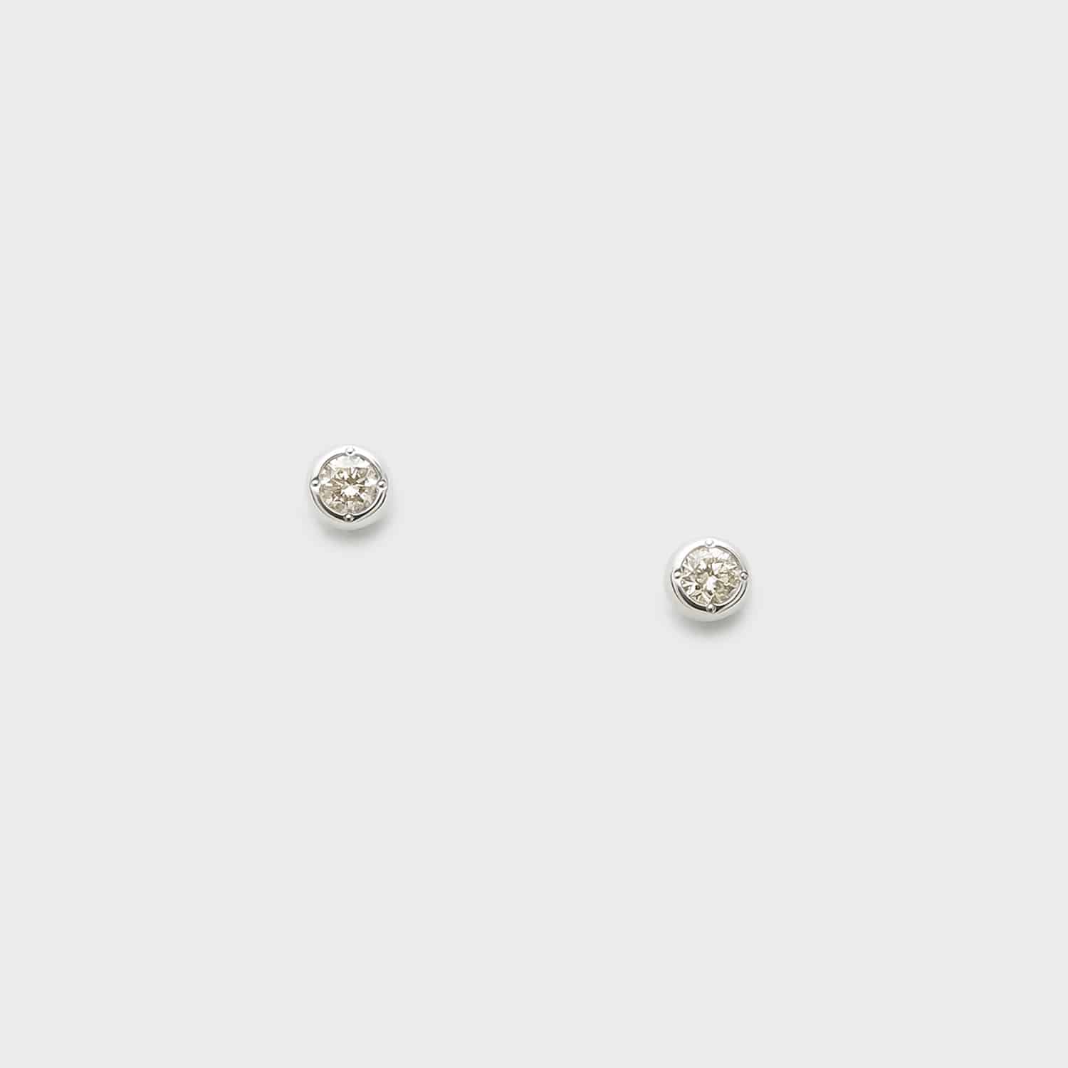 シルバーダイヤモンドピアス（0.03ct）｜ピアス｜ノジェス 公式 