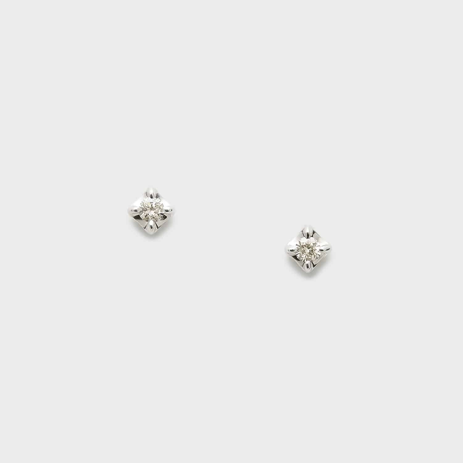 シルバーダイヤモンドピアス（0.03ct）｜ピアス｜ノジェス 公式 