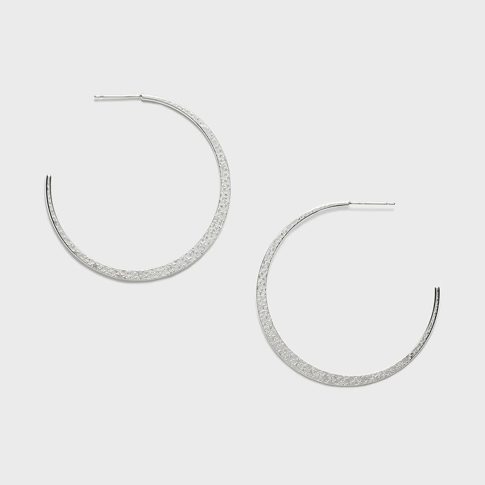 シルバーフープピアス