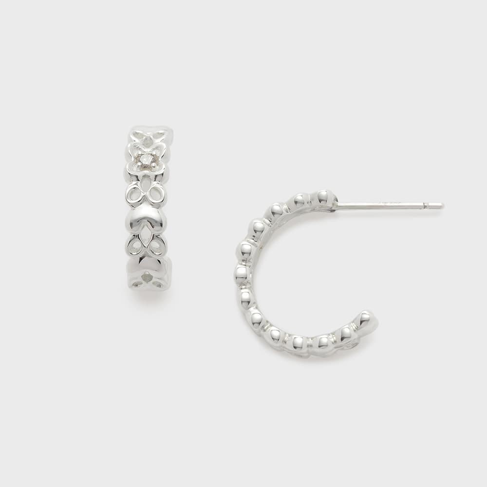 シルバーダイヤモンドピアス
