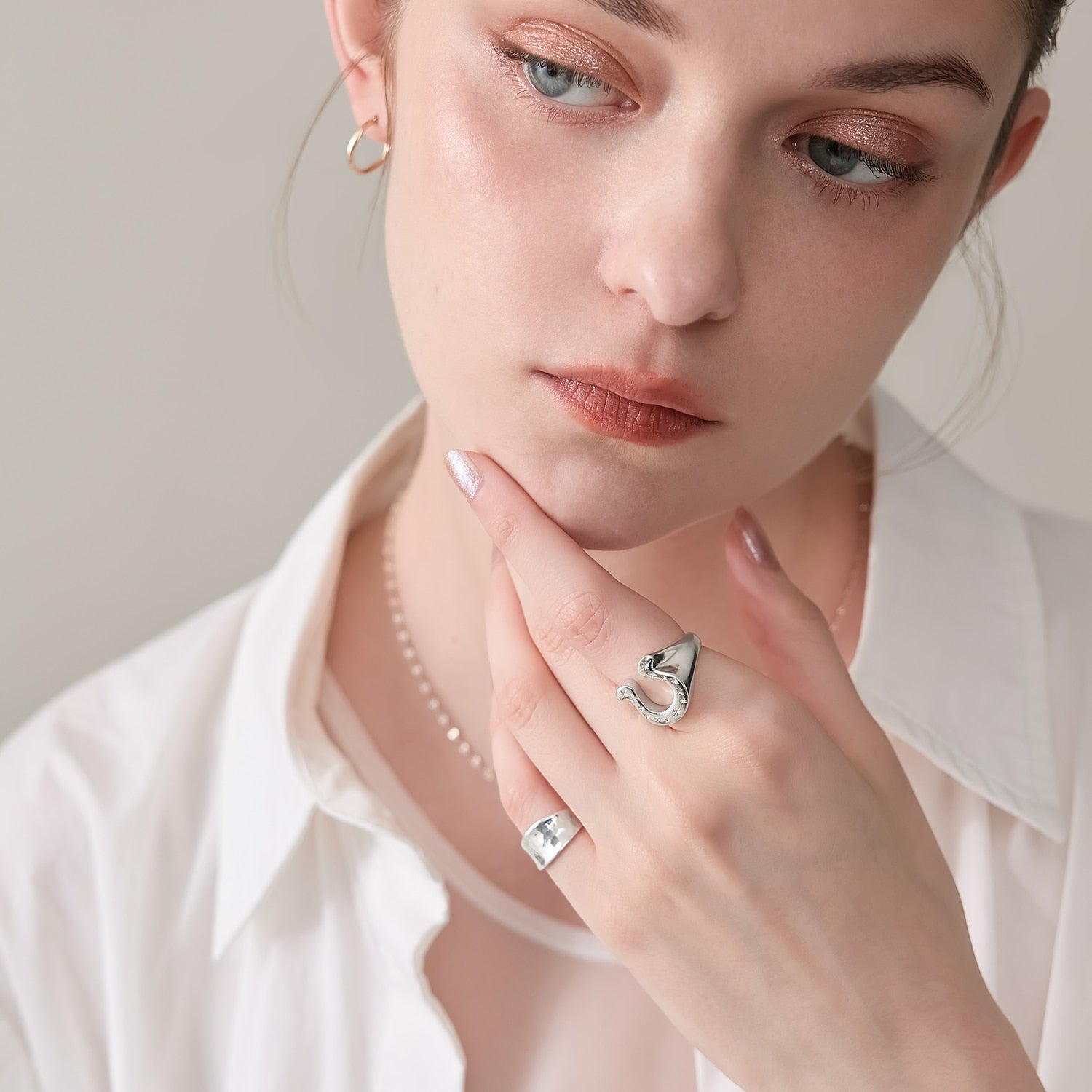 シルバーホースシューリング