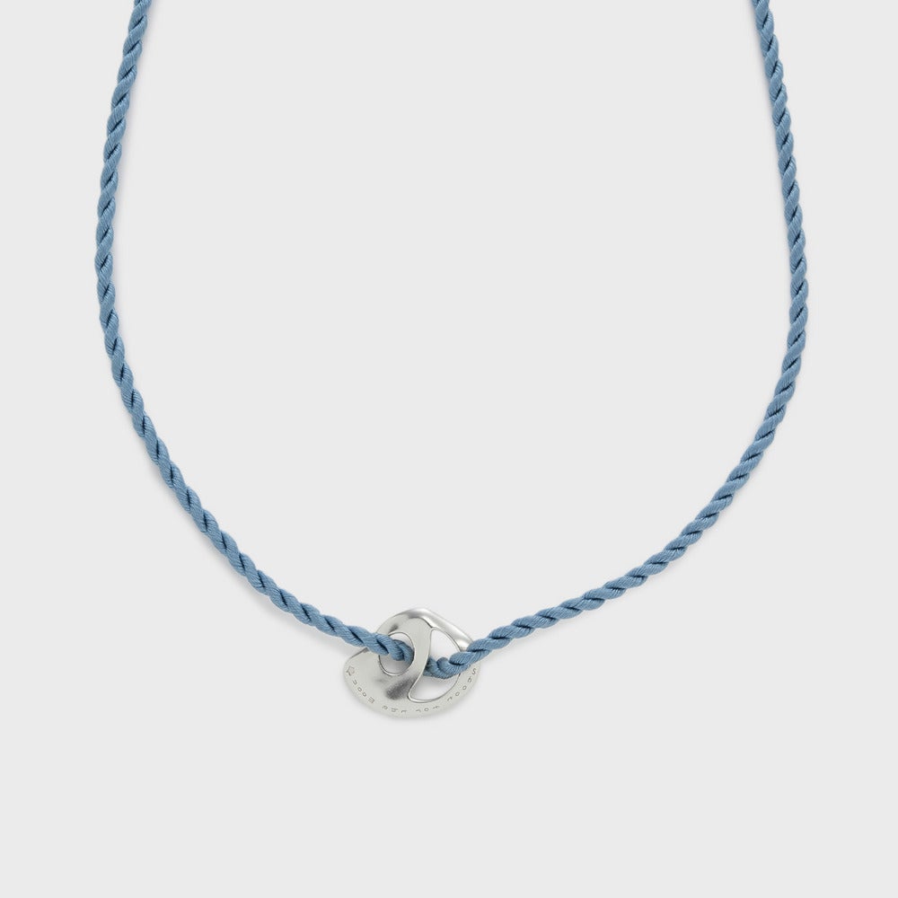 シルバームーンネックレス（ブルー）