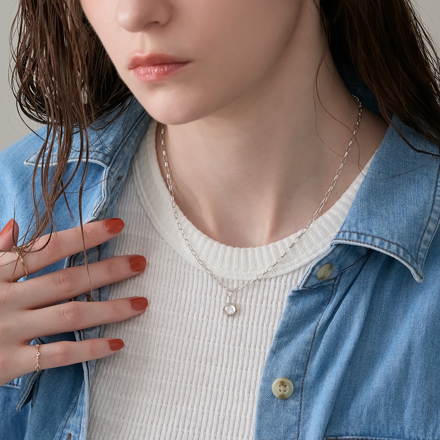 シルバークオーツ/シェルチャーム